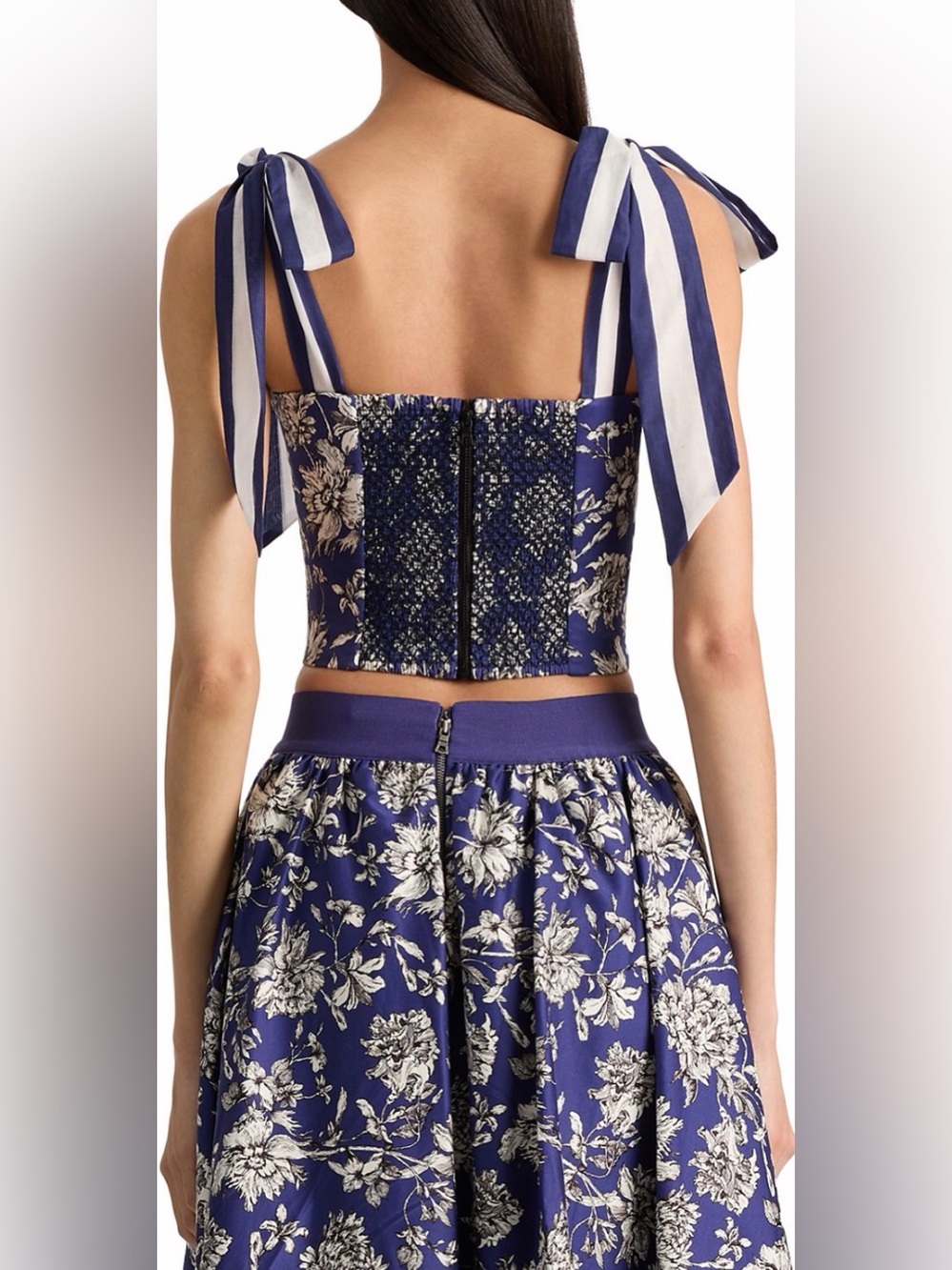 Alice + Olivia Blanca Tie Shoulder Top - Picture 3 of 8